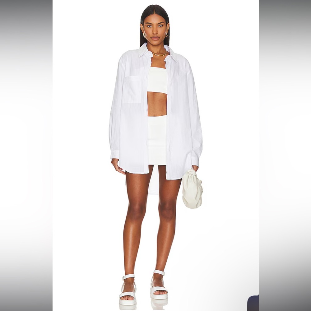 SNDYS Bello Shirt in White Small
SNDYS x Revolve